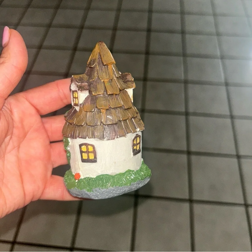 Charming Fairy House Figurines
